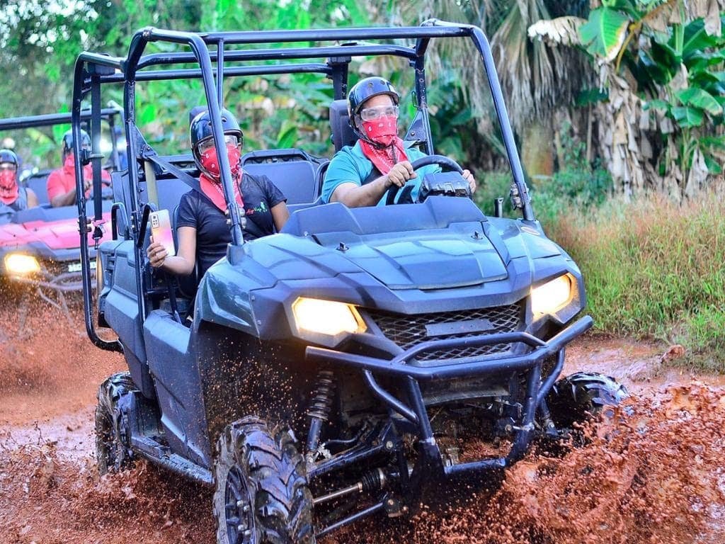 Passeio de buggy em Punta Cana